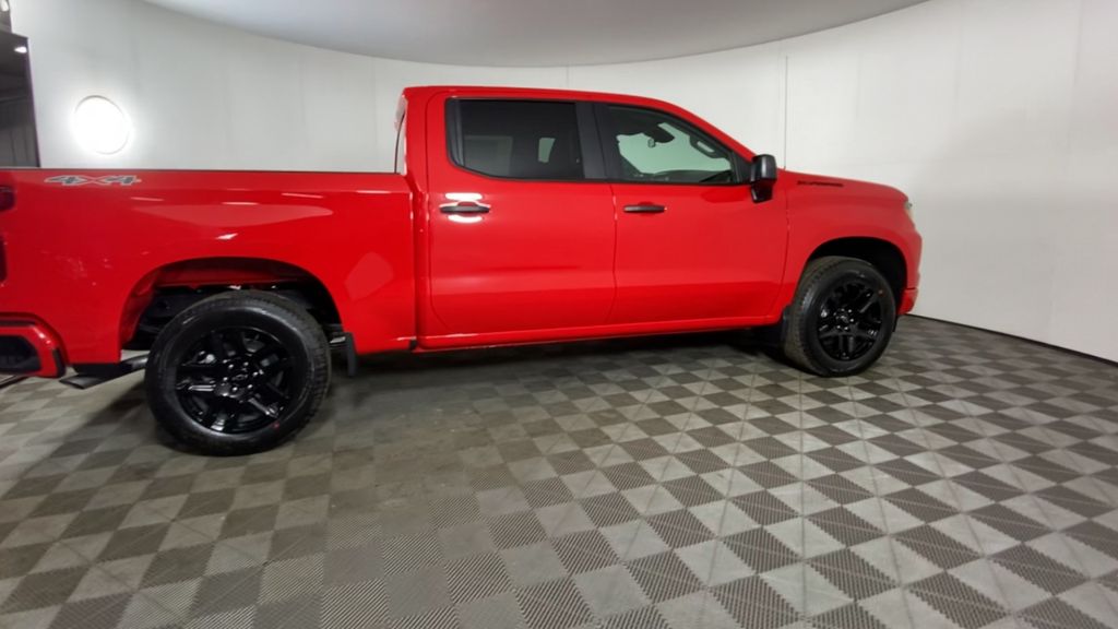 2024 Chevrolet Silverado 1500 Custom 9