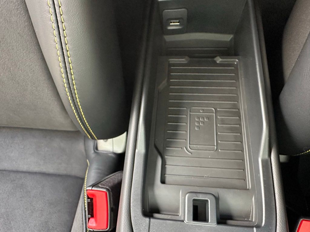 Thumbnail: 2024 Porsche  - 25