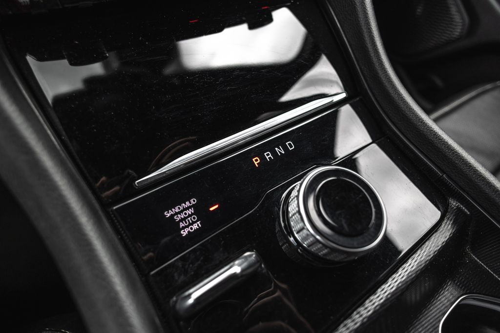2024 Jeep Grand Cherokee Limited thumbnail 18