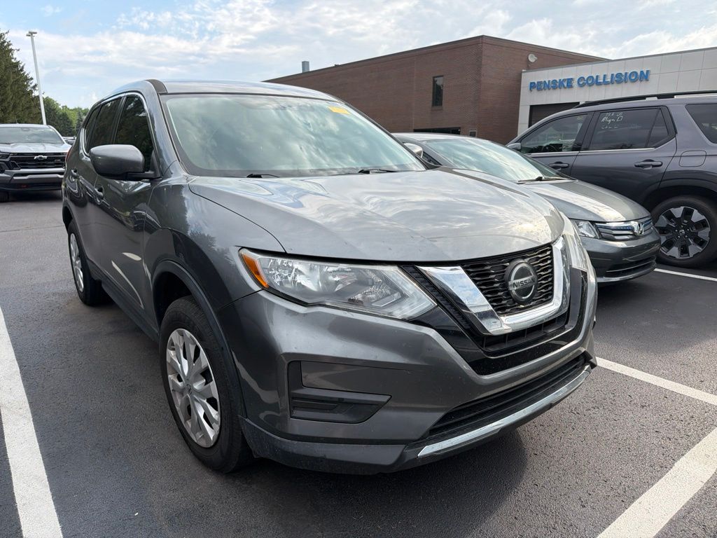 Thumbnail: 2018 Nissan Rogue - 4
