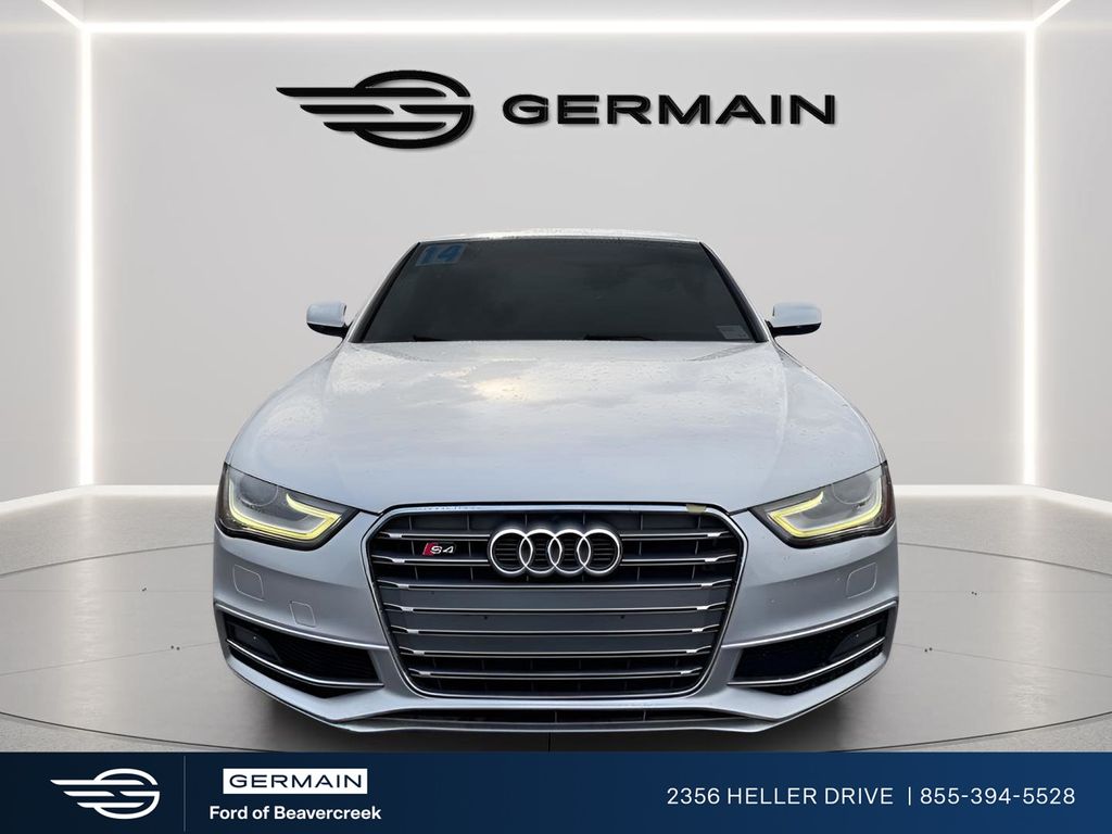 View vehicle photo 2