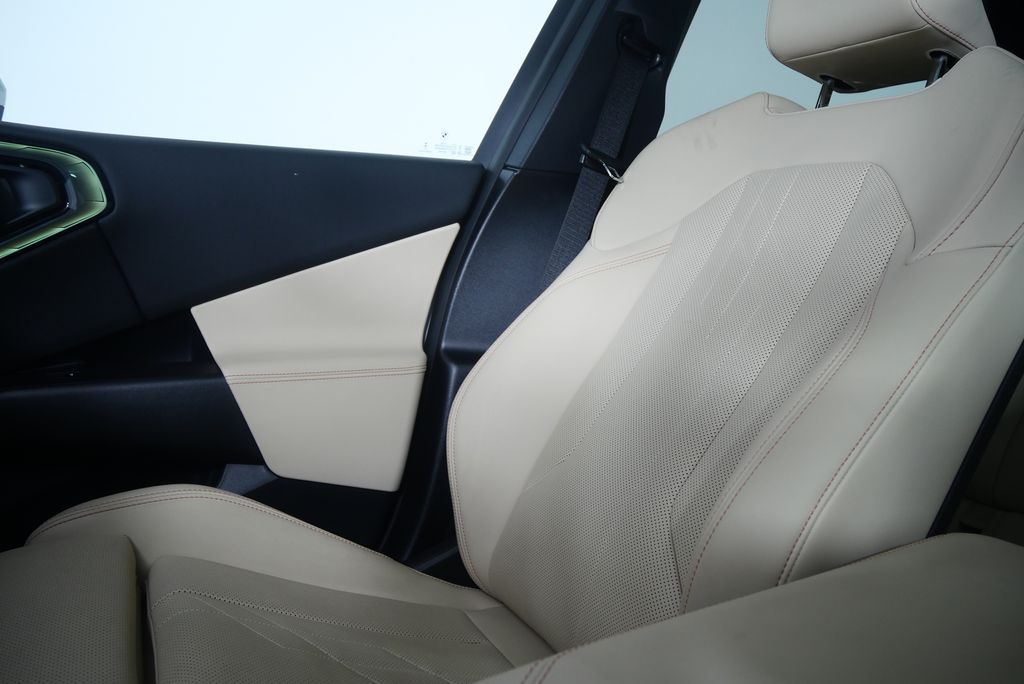 Thumbnail: 2025 BMW X3 - 27