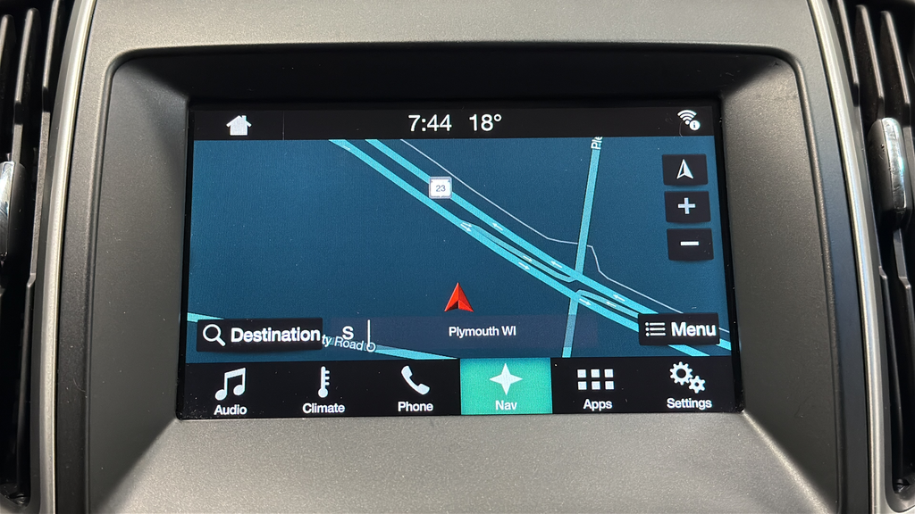 Used 2018 Shadow Black Ford SEL image 15