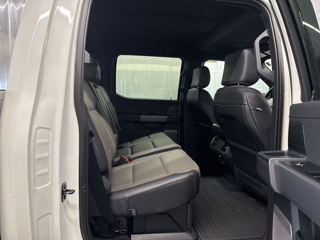 New 2025 White Ford Lariat image 19