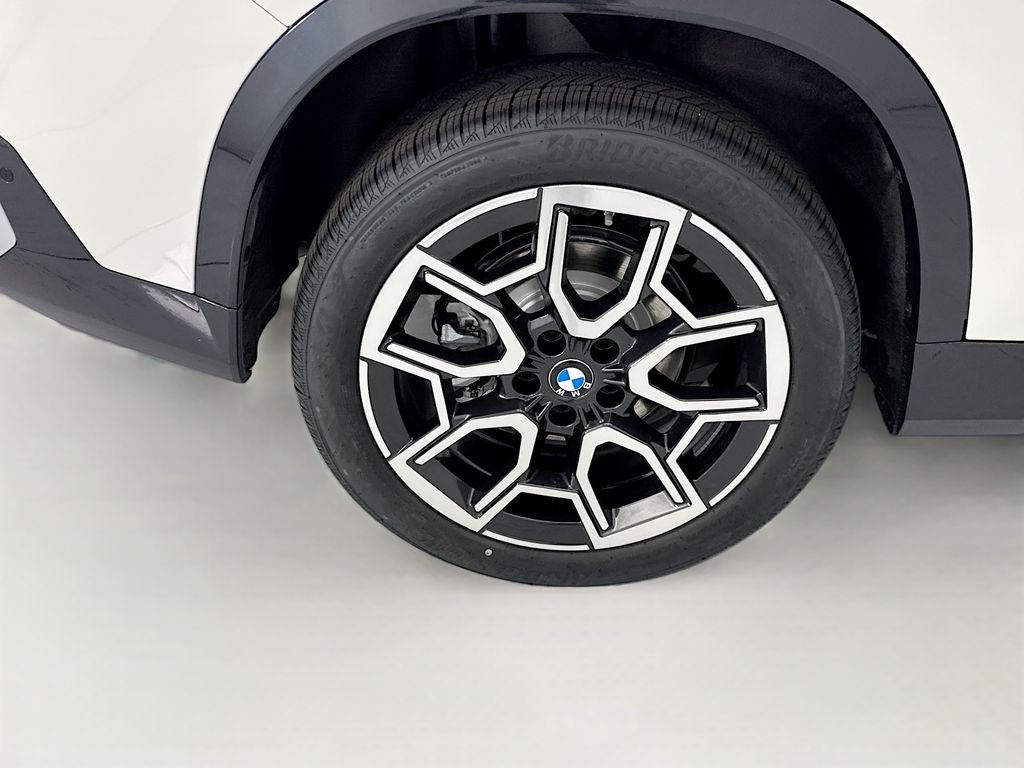 Thumbnail: 2026 BMW X1 - 31