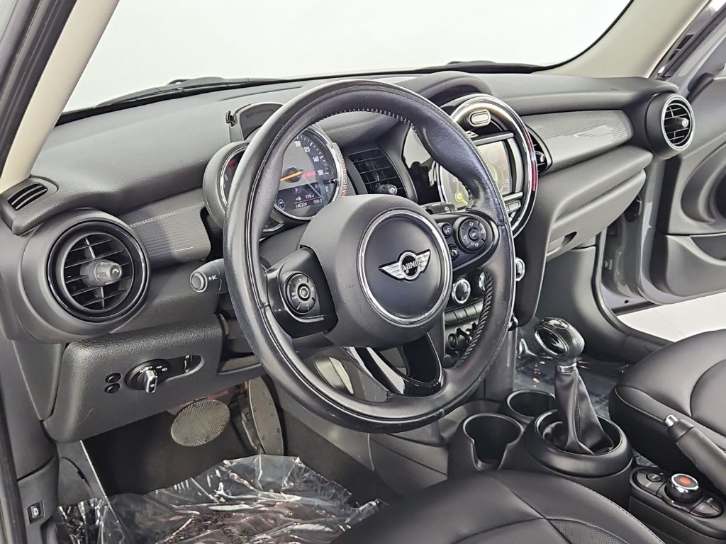 Thumbnail: 2017 MINI Cooper - 30