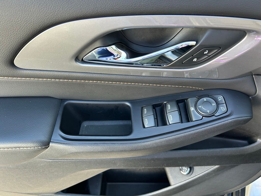Thumbnail: 2019 Chevrolet Traverse - 27