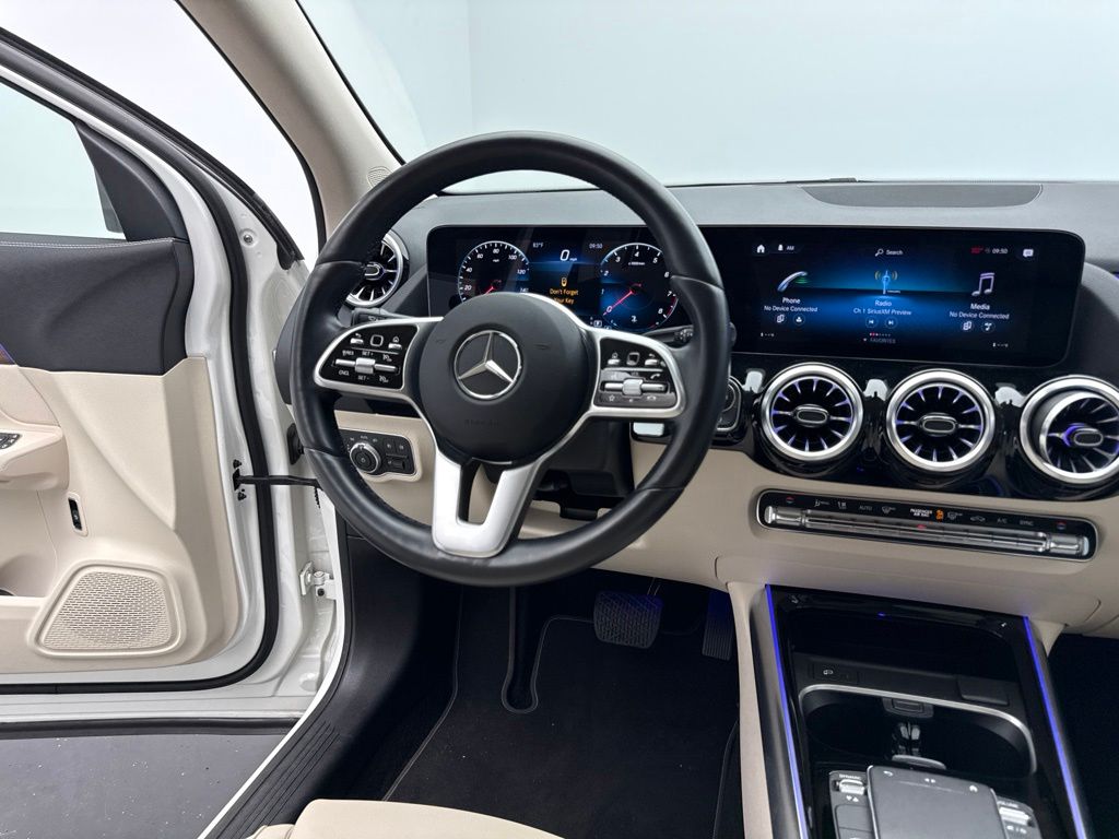 Thumbnail: 2023 Mercedes-Benz GLA - 30