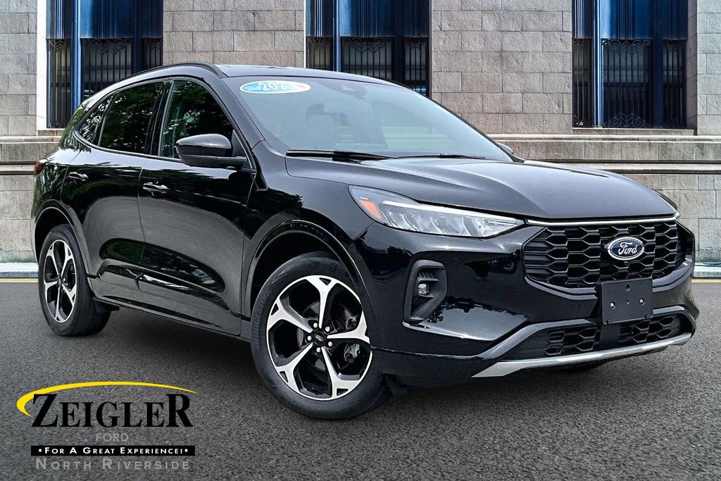 2023 Ford Escape ST-Line Select