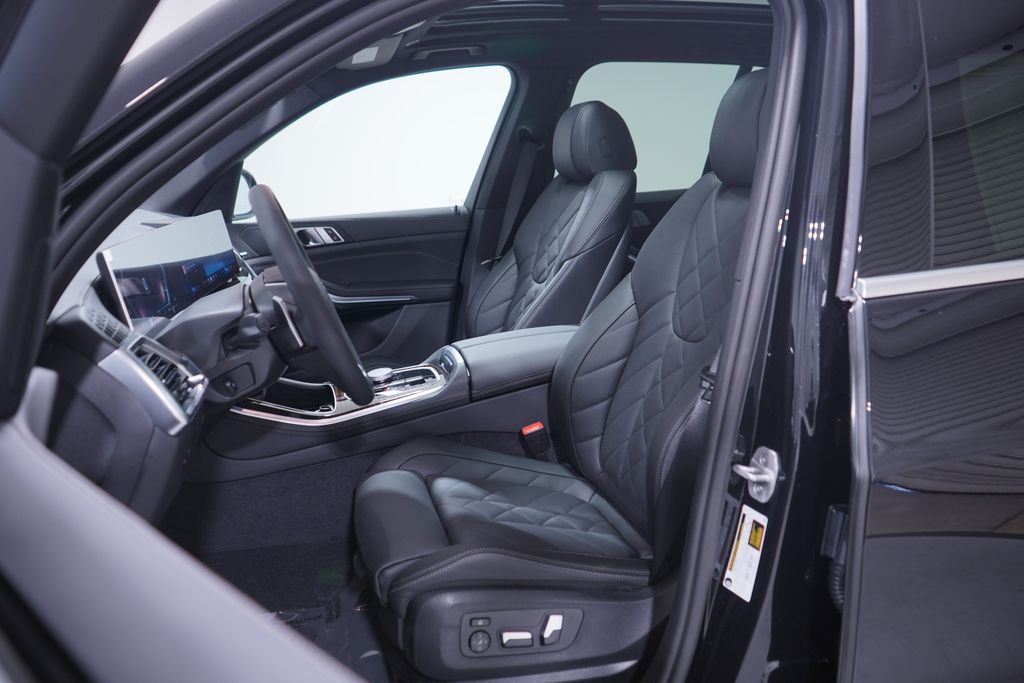 Thumbnail: 2026 BMW X5 - 7