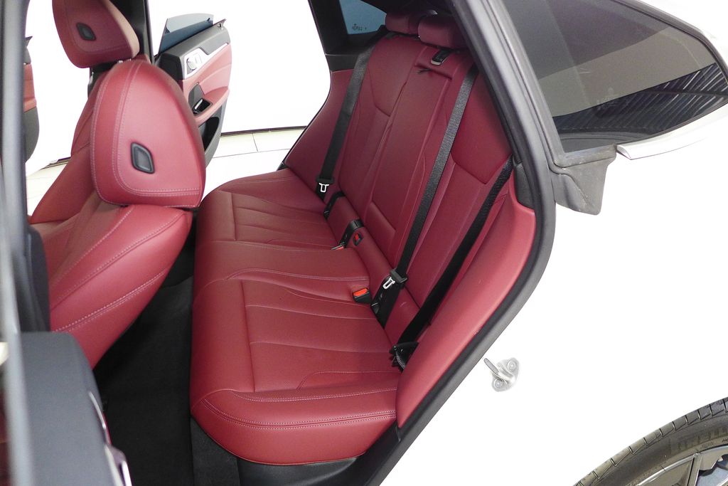 Thumbnail: 2023 BMW i4 - 21