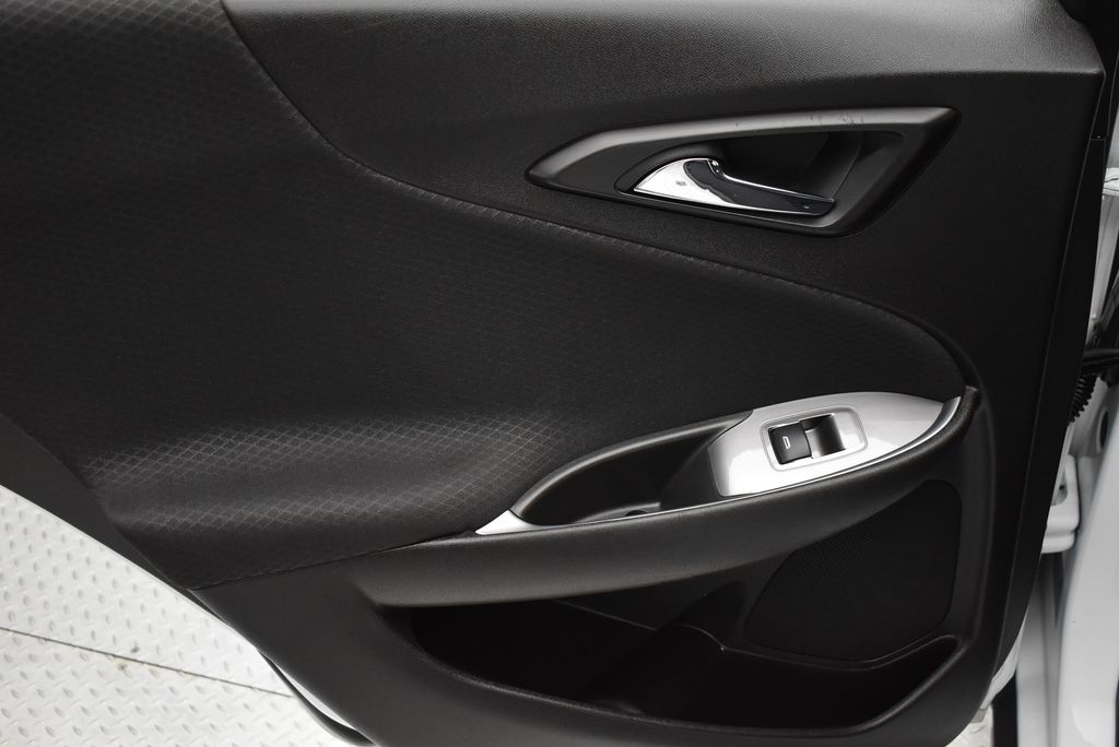 Thumbnail: 2023 Chevrolet Malibu - 30