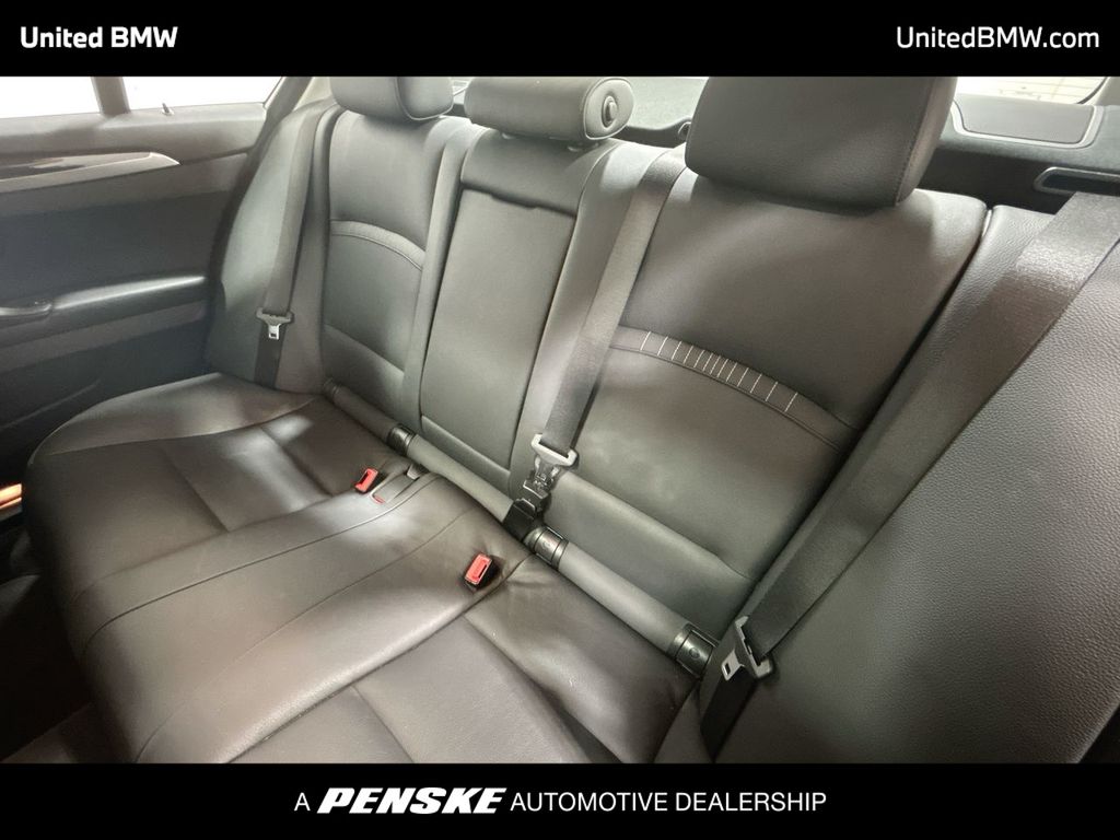 Thumbnail: 2014 BMW 5 Series - 21