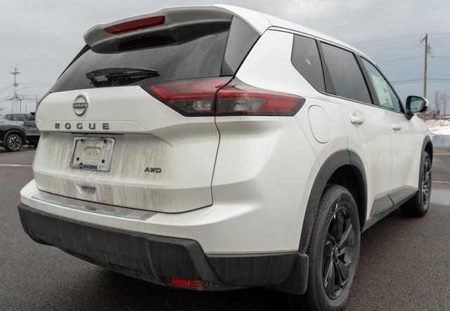 2026 Nissan Rogue SV - 4