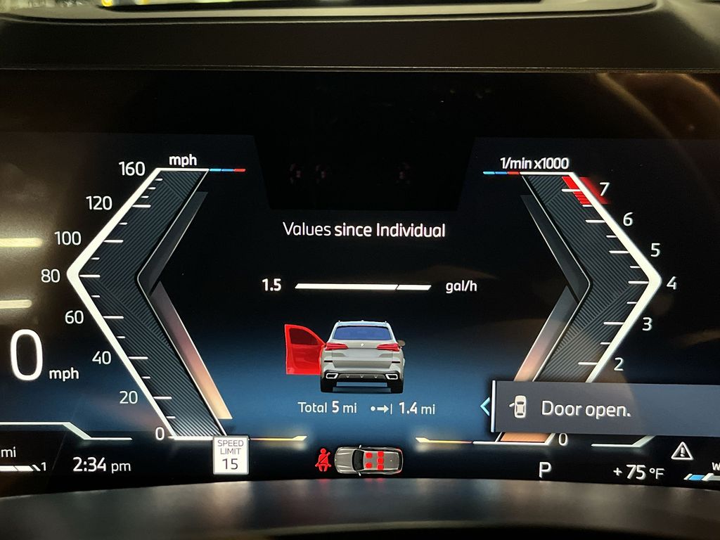 Thumbnail: 2026 BMW X5 - 15