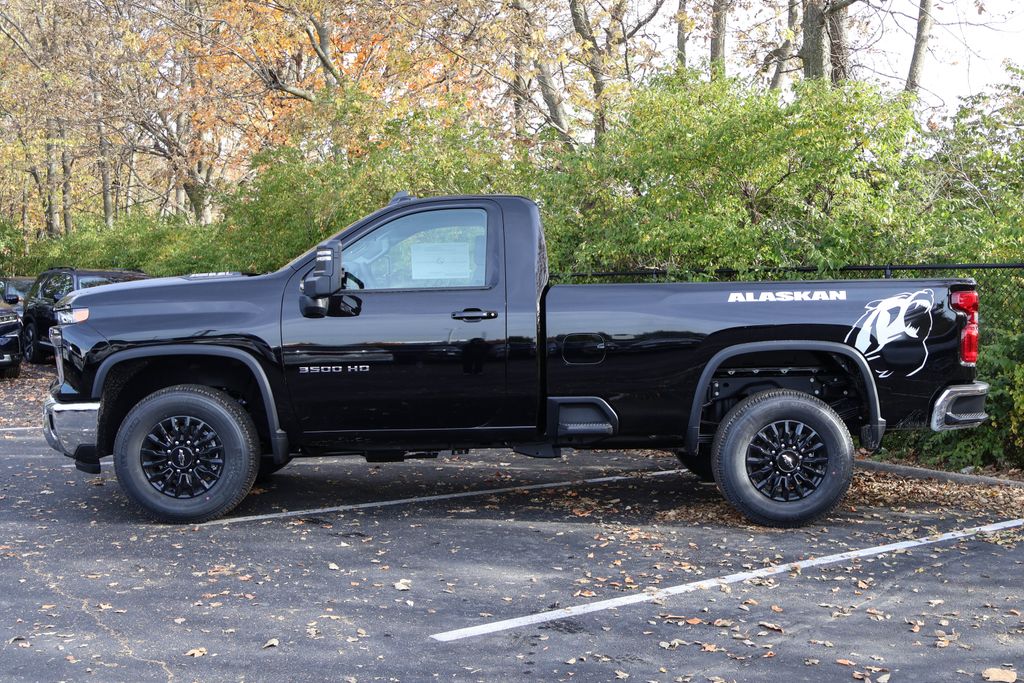 2025 Chevrolet Silverado 3500 LT 4