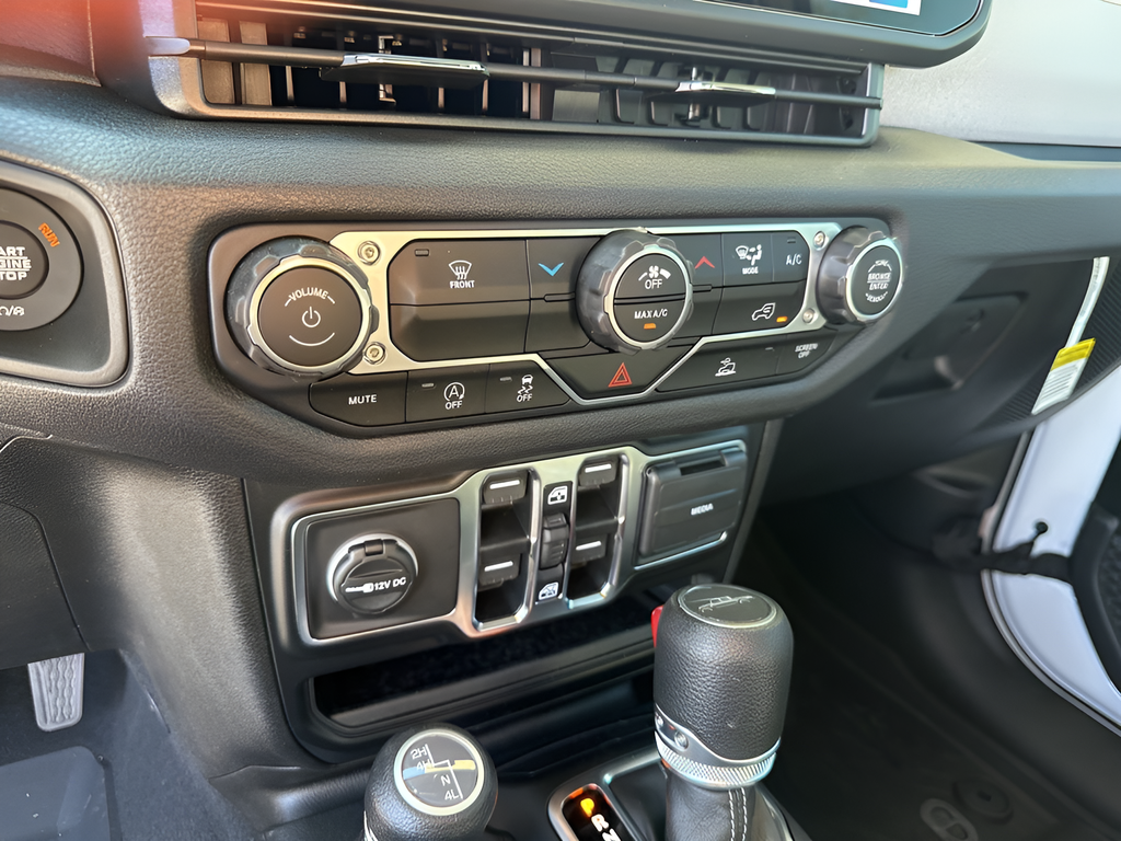 New Car 2025 Jeep Gladiator  For Sale Under $35,000 In Austin, Texas
