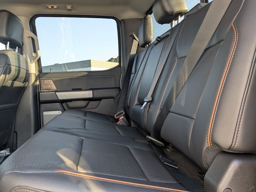 2025 Ford F-250 Black Widow