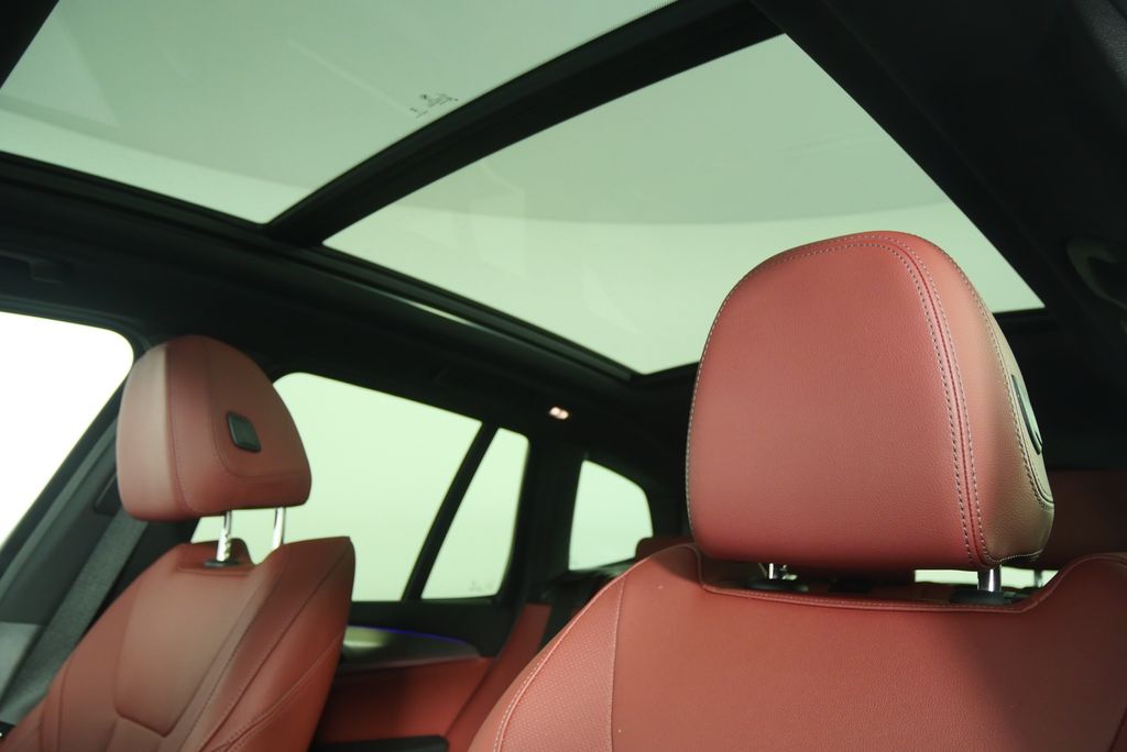 Thumbnail: 2023 BMW X3 - 12