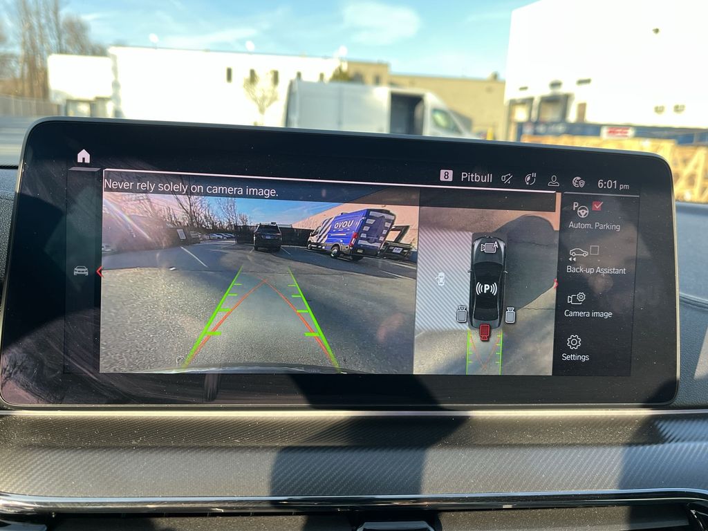 Thumbnail: 2021 BMW M5 - 17