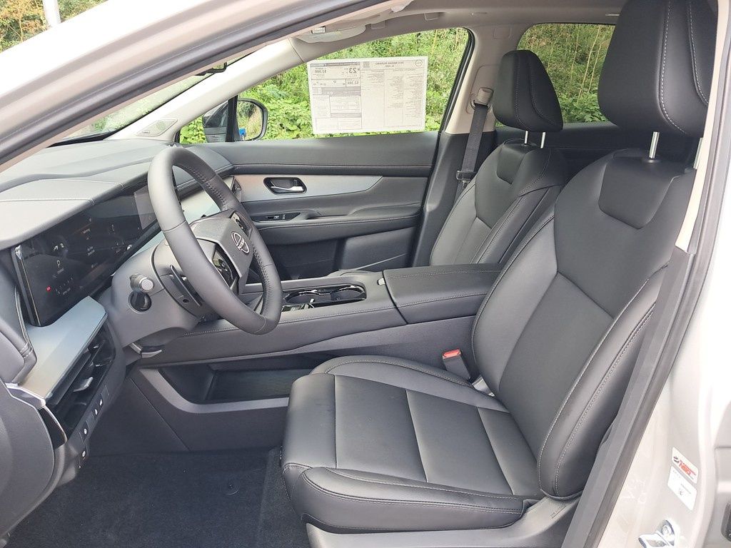 2025 Nissan Murano SL - 9
