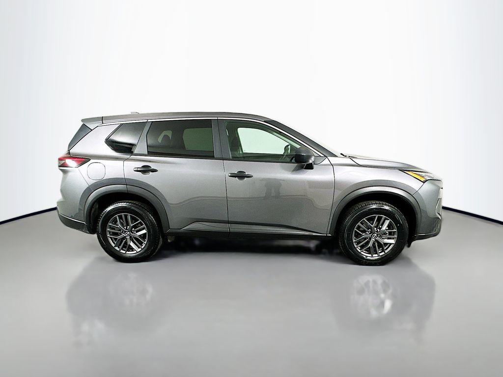Thumbnail: 2024 Nissan Rogue - 4