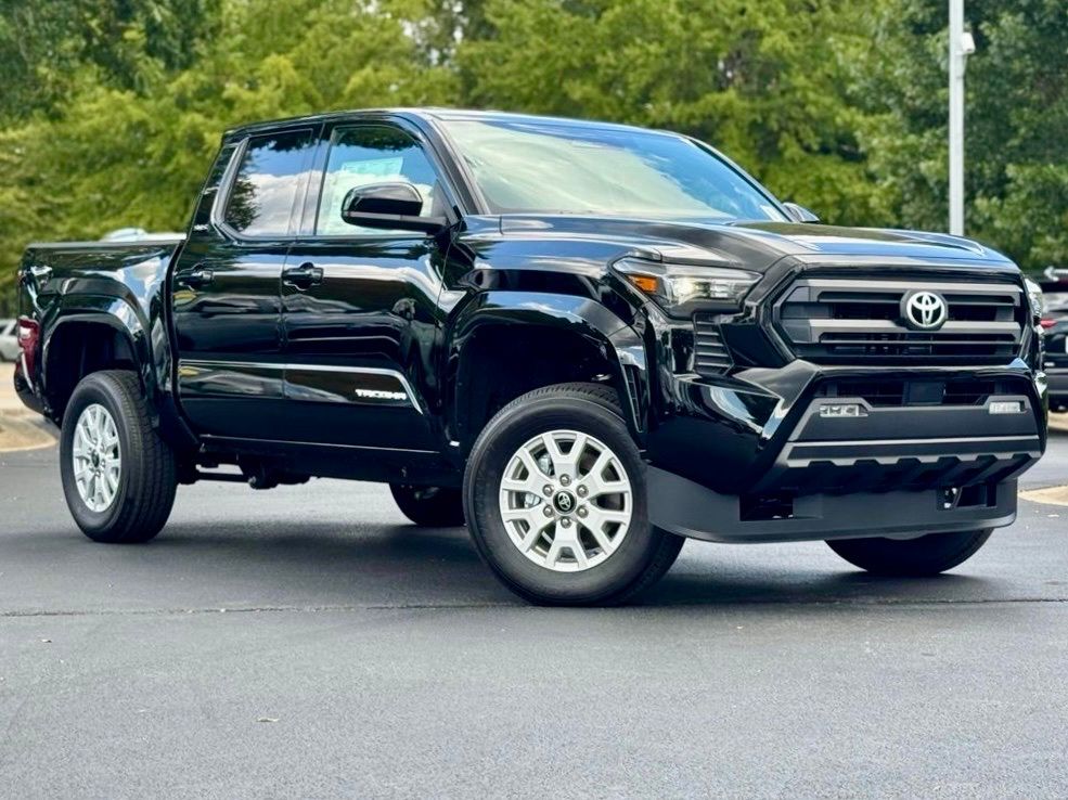 2025 Toyota Tacoma SR5 Double Cab photo 2