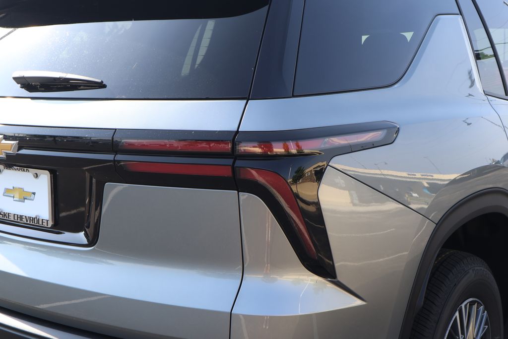 Thumbnail: 2026 Chevrolet Traverse - 9