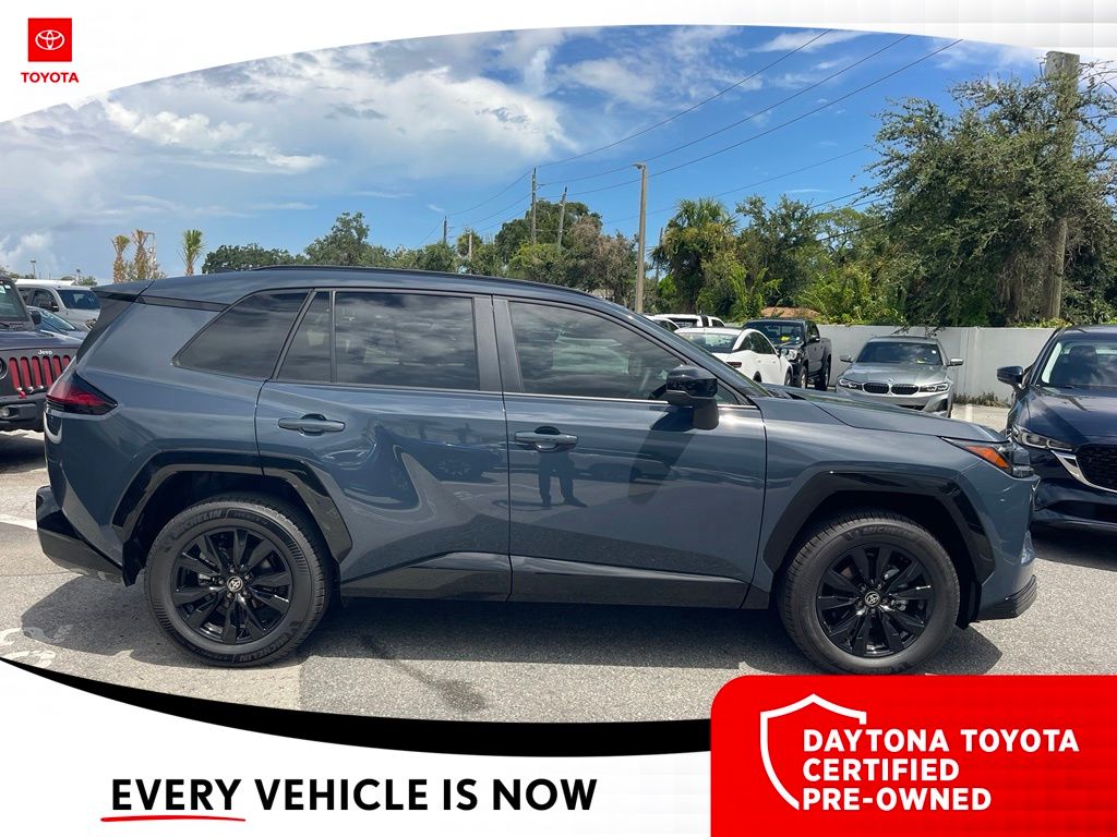 2026 Toyota RAV4 SE - Photo 10