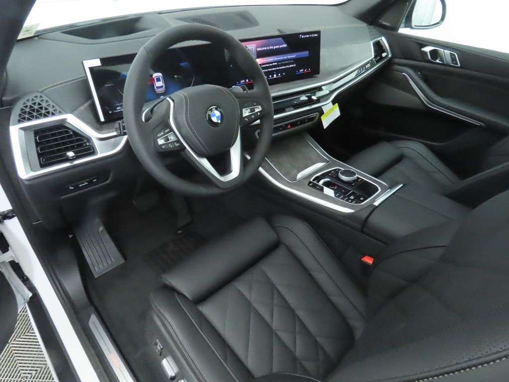Thumbnail: 2026 BMW X5 - 9