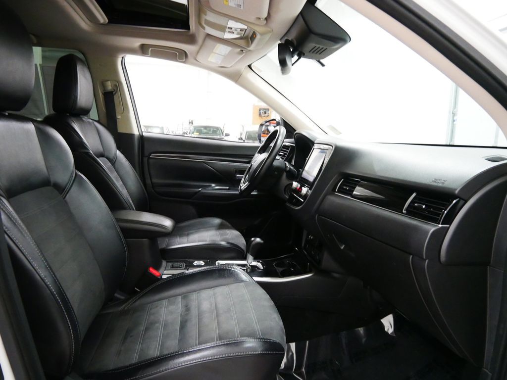 Used 2020 Mitsubishi Outlander SUV