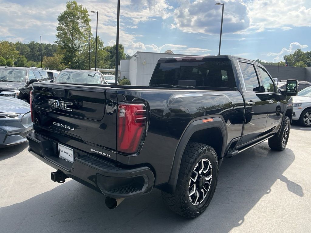 2024 GMC Sierra 2500HD Denali Ultimate 10