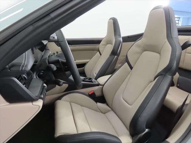 Thumbnail: 2026 Porsche 911 - 5