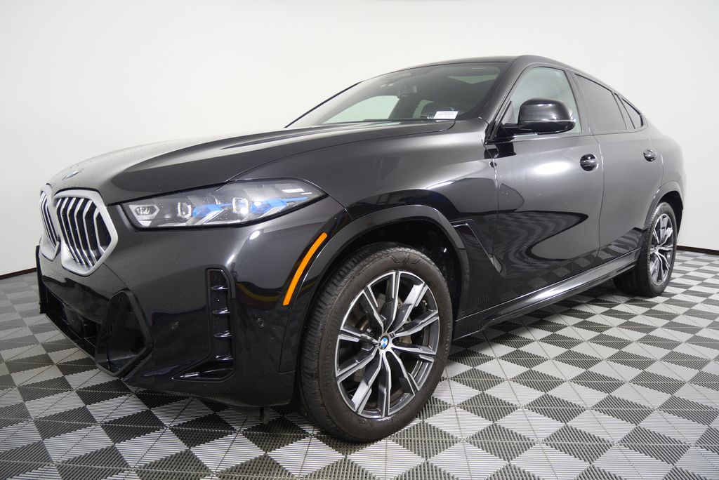 Thumbnail: 2025 BMW X6 - 8