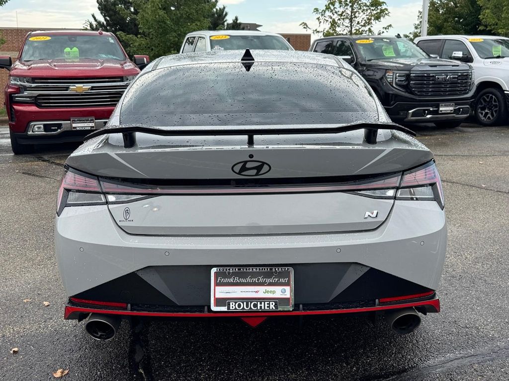 Used 2023 Cyber Gray Hyundai Base image 3