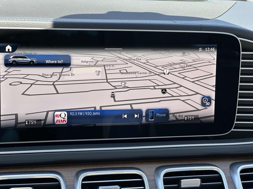 2025 Mercedes-Benz GLS 450 4MATIC 9
