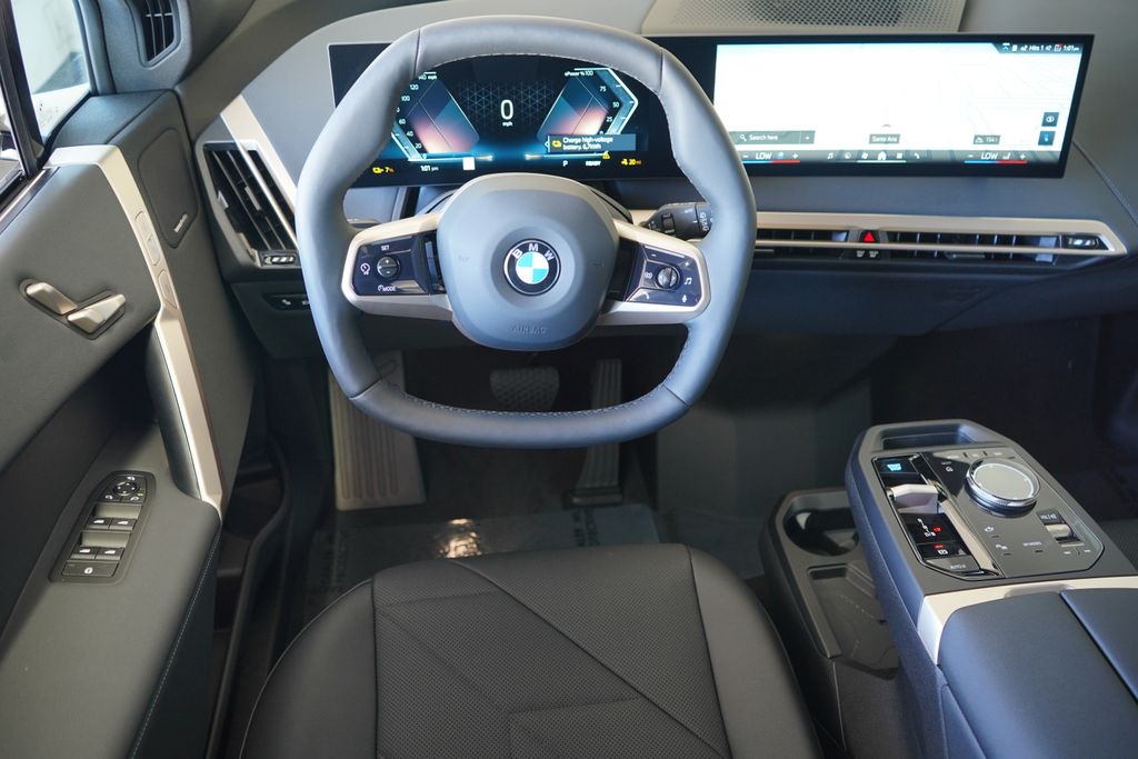 Thumbnail: 2026 BMW iX - 16