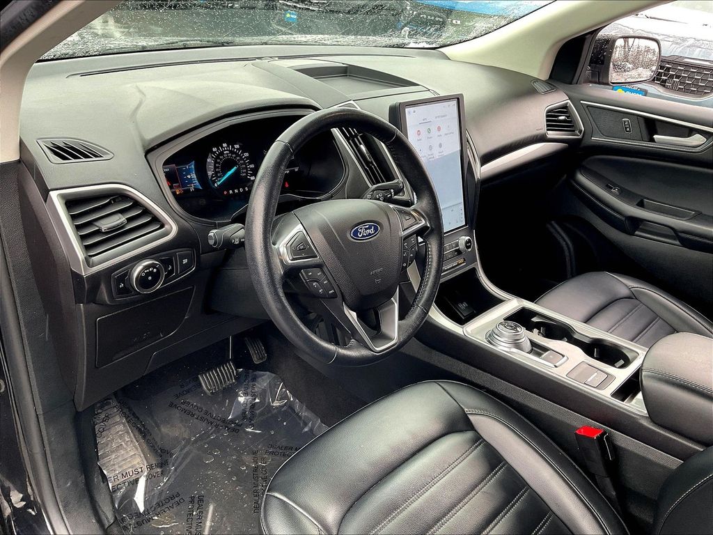 2023 Ford Edge — photo 8