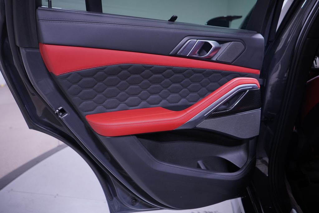 Thumbnail: 2023 BMW X6 - 15