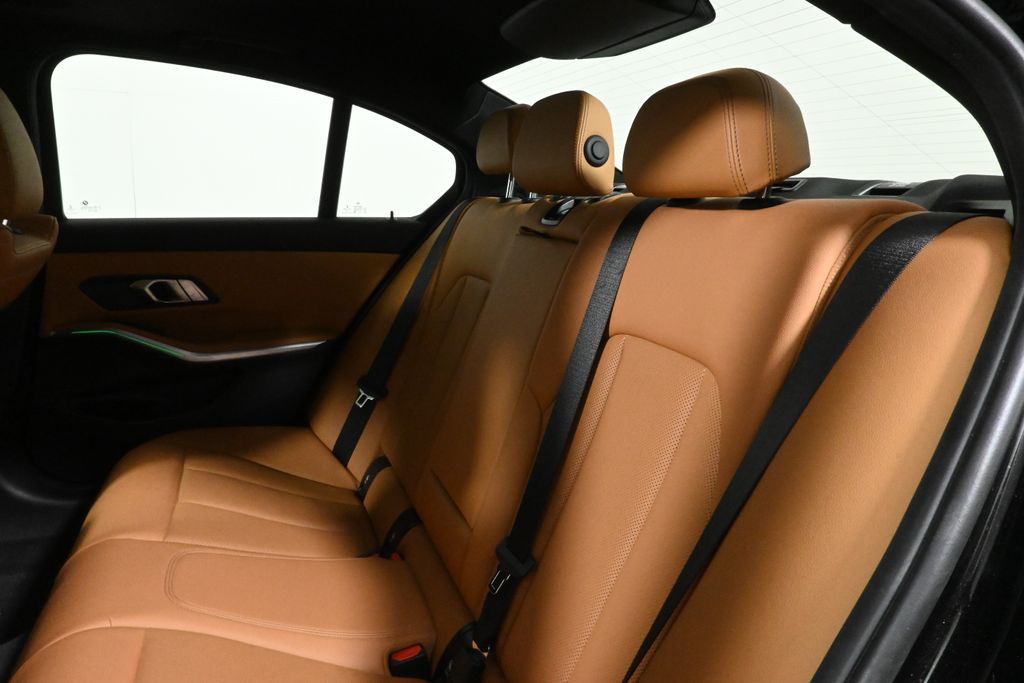 Thumbnail: 2023 BMW 3 Series - 5
