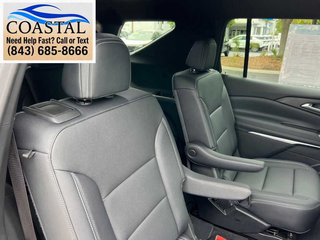 2025 Chevrolet Traverse LT Black at Bob Mills Chevrolet