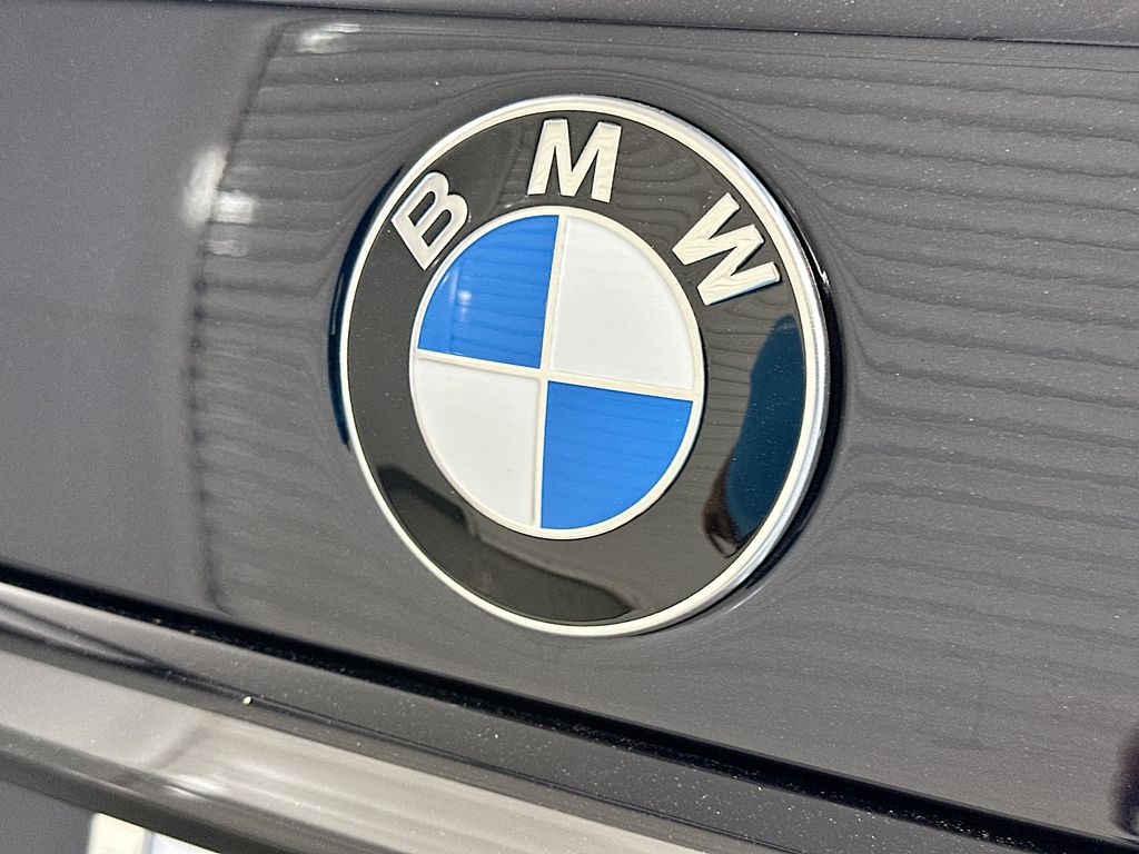 Thumbnail: 2026 BMW X7 - 22