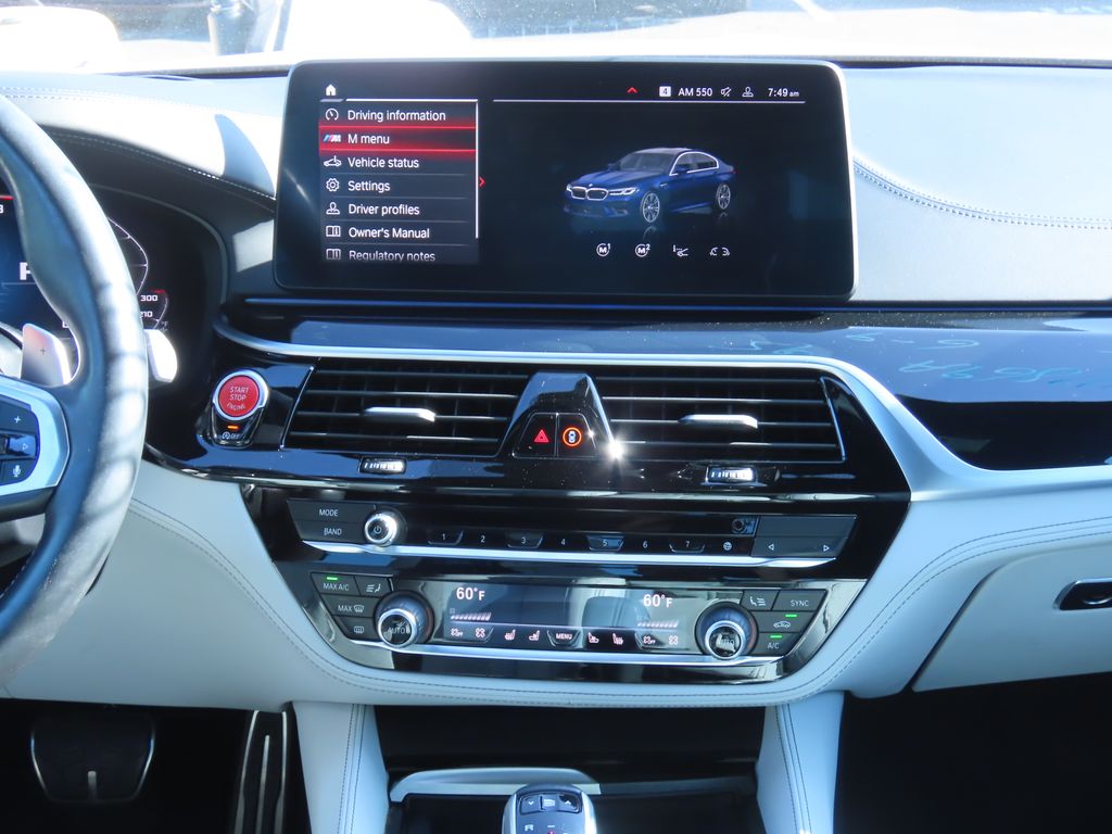 Thumbnail: 2023 BMW M5 - 8