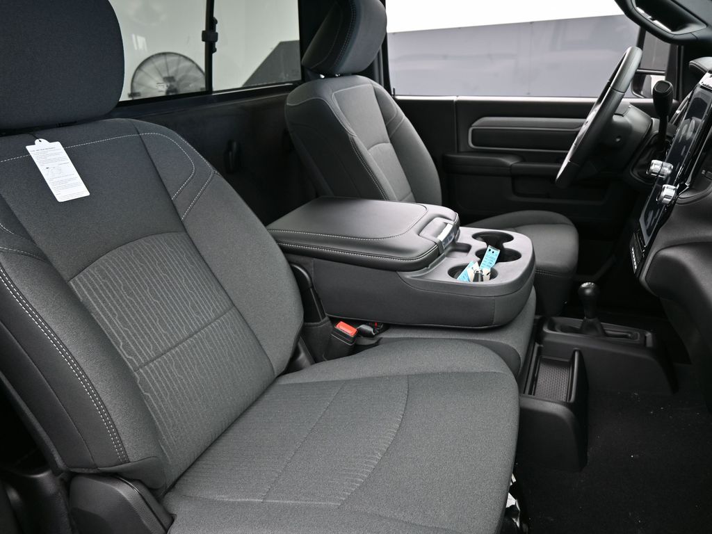 Used 2024 Billet Silver Metallic Clearcoat Ram Tradesman image 40