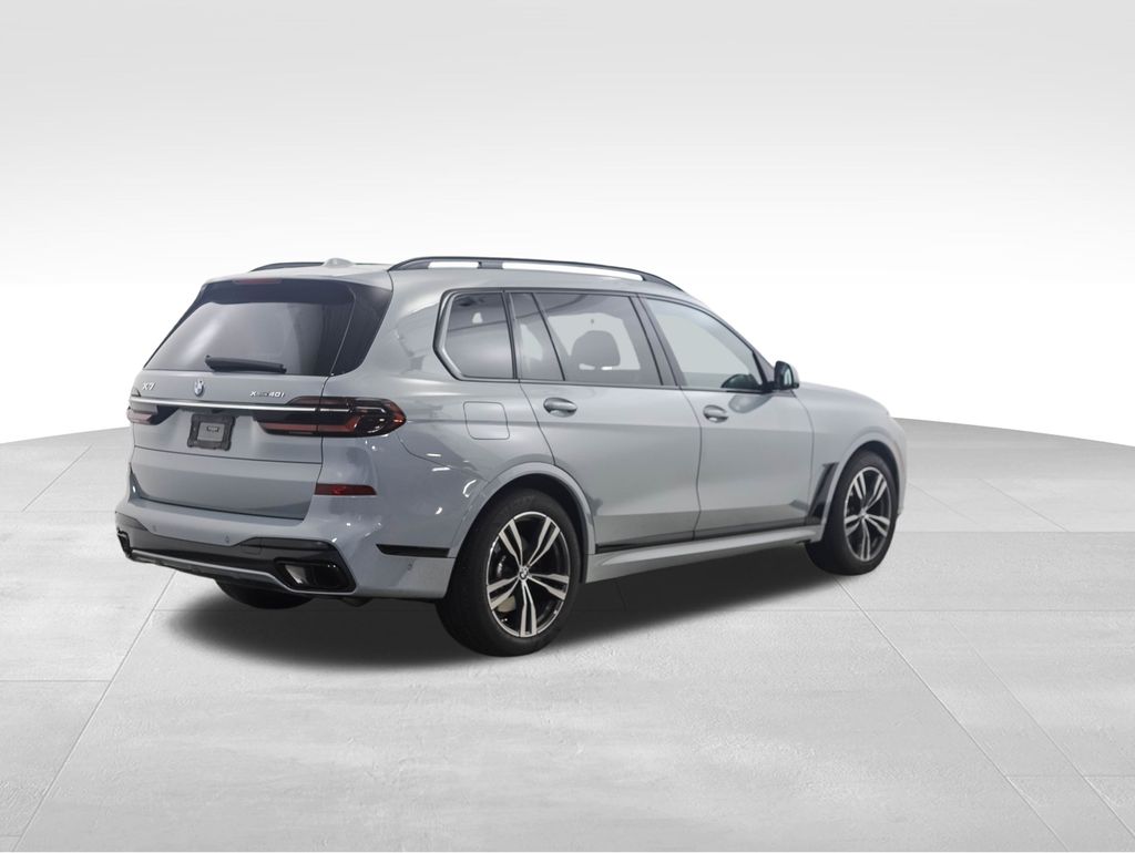 Thumbnail: 2023 BMW X7 - 5