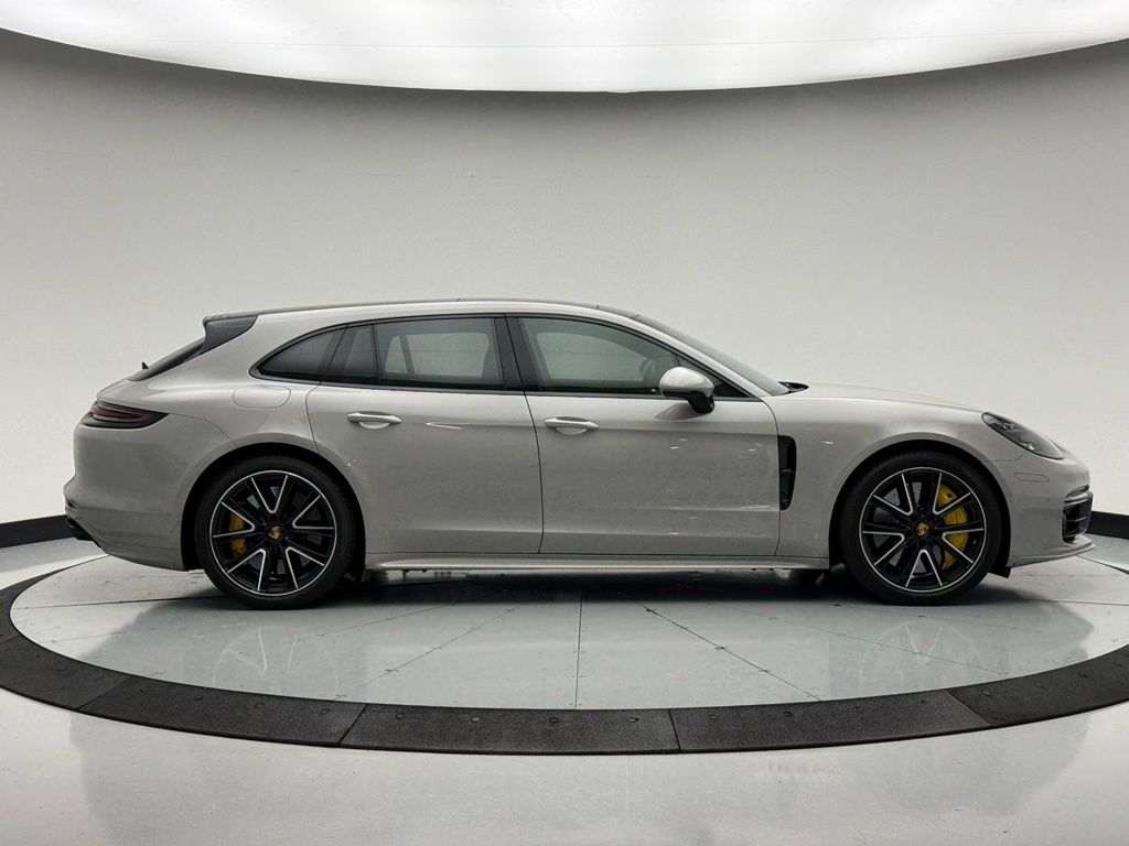 Thumbnail: 2020 Porsche Panamera - 8