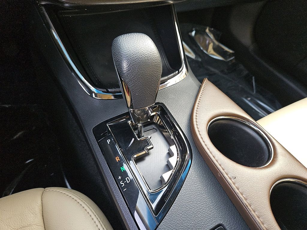 Thumbnail: 2016 Toyota Avalon - 15