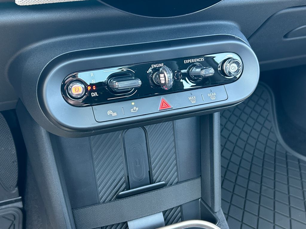 2025 MINI Cooper Hardtop 2 Door 27