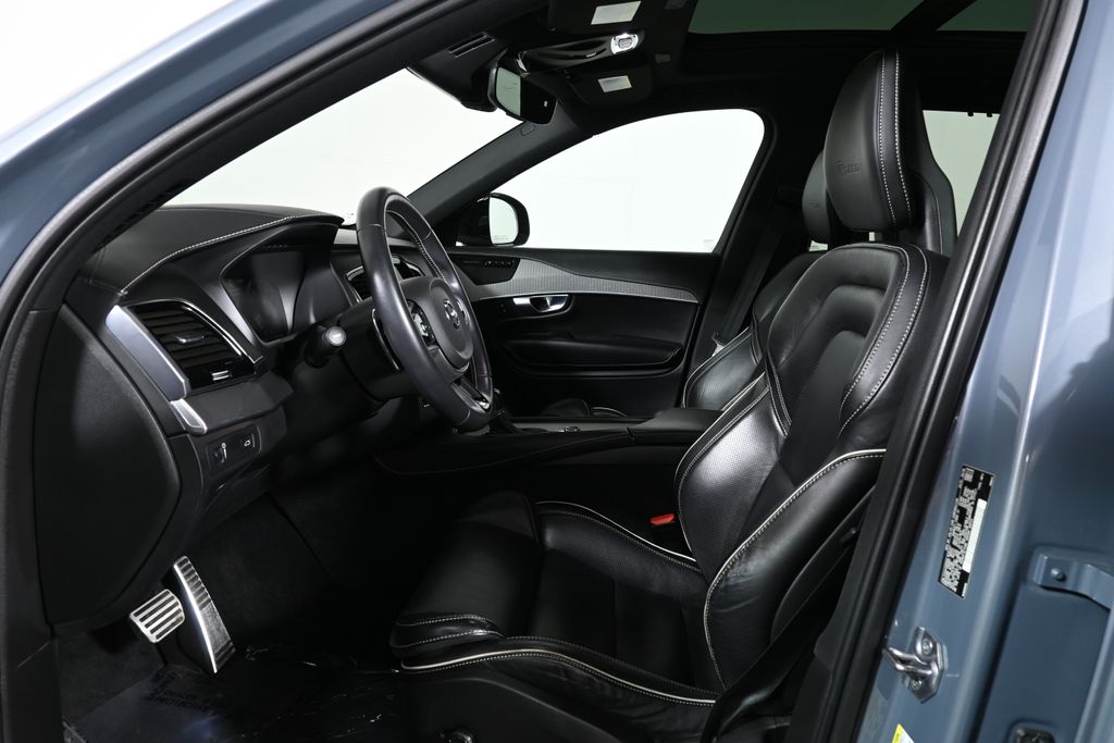 Thumbnail: 2020 Volvo XC90 - 3