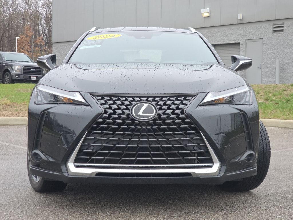 View vehicle photo 3